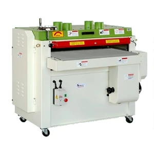 01. P+ SL-3724VS Mașină de șlefuit cu doi tamburi, 5,5 kW 01. P+ SL-3724VS Mașină de șlefuit cu doi tamburi, 5,5 kW